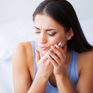 Learn what causes sudden tooth sensitivity, how to spot the triggers, and what you can do to soothe nerve pain fast. Get expert-backed tips and solutions today.