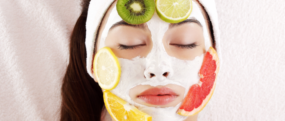 : Natural skincare routine, organic skin care, DIY beauty remedies, herbal beauty tips, natural face masks, skin glow naturally, eco-friendly skincare, natural skin brightening, healthy skin diet, gentle skincare solutions, chemical-free skincare, natural acne remedies, skin hydration naturally, anti-aging natural remedies