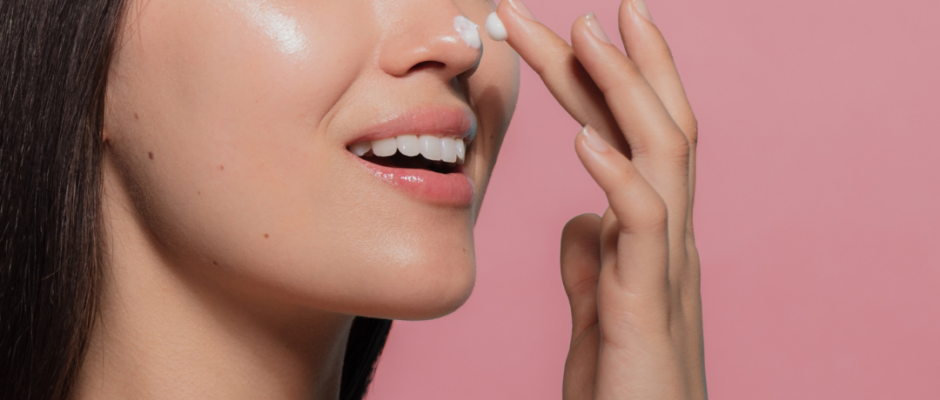 Moisturizer application frequency, daily moisturizing routine, how many times to moisturize daily, best moisturizer schedule